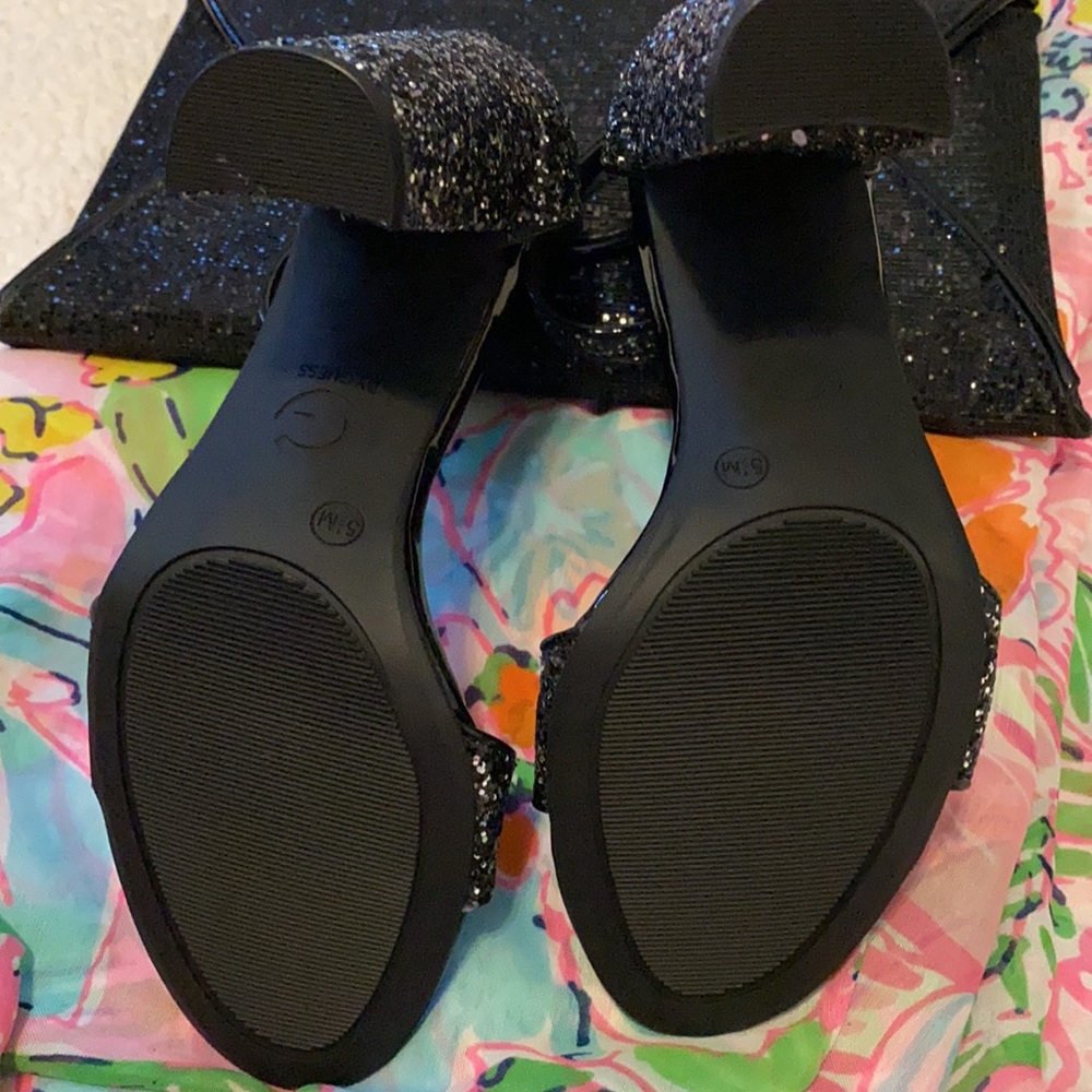 GUESS-Open toe Sandals Black/Silver - Picture 8 of 10